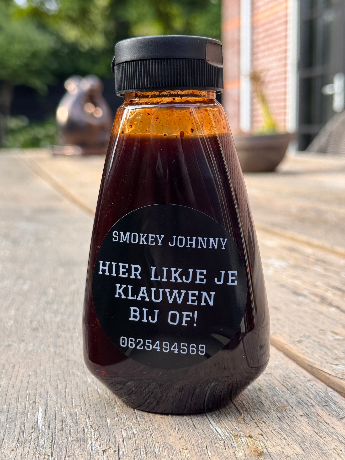 Hier likje je klauwen bij of!